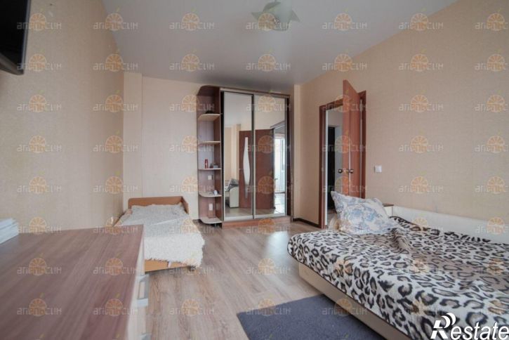 1-комн квартира Кулакова, 67