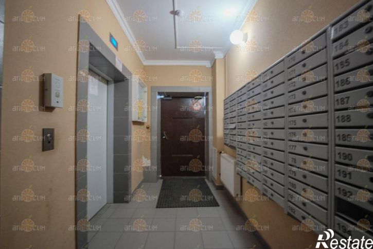 Студия Доваторцев, 77