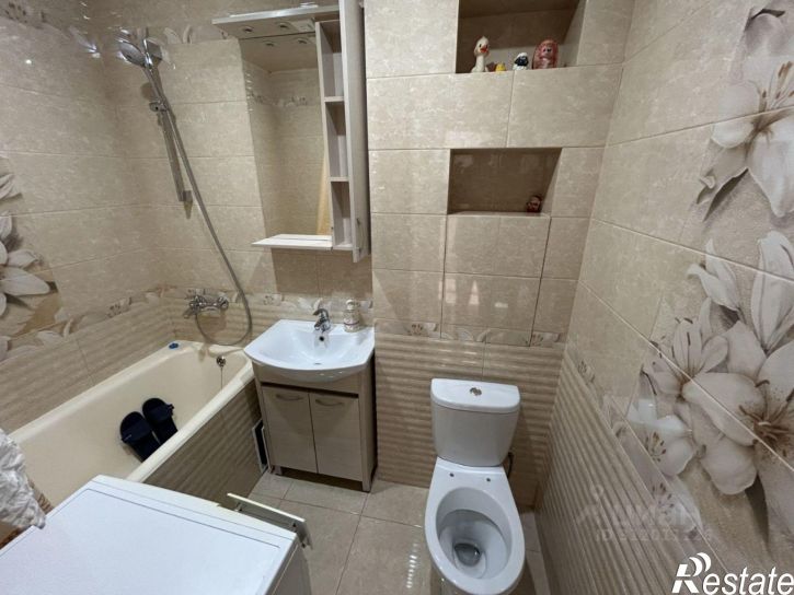 2-комн квартира ул Доваторцев, 35/1,  д. 35/1