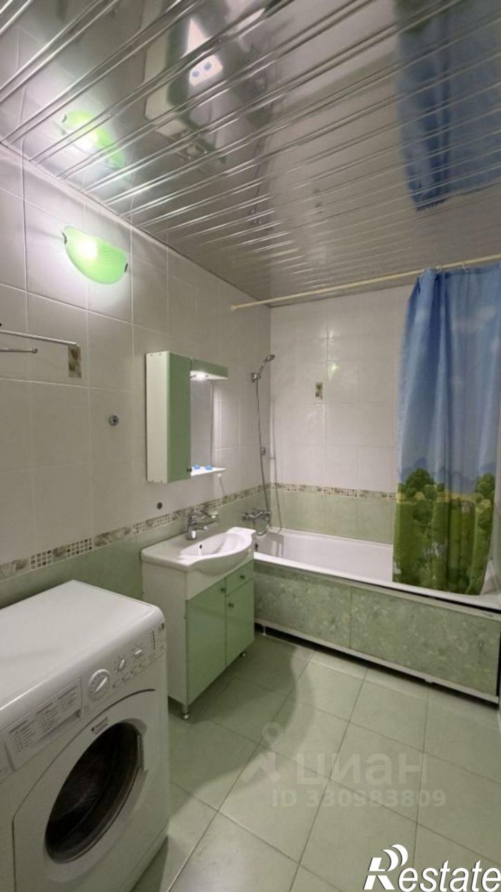 3-комн квартира ул Доваторцев, 32б,  д. 32б