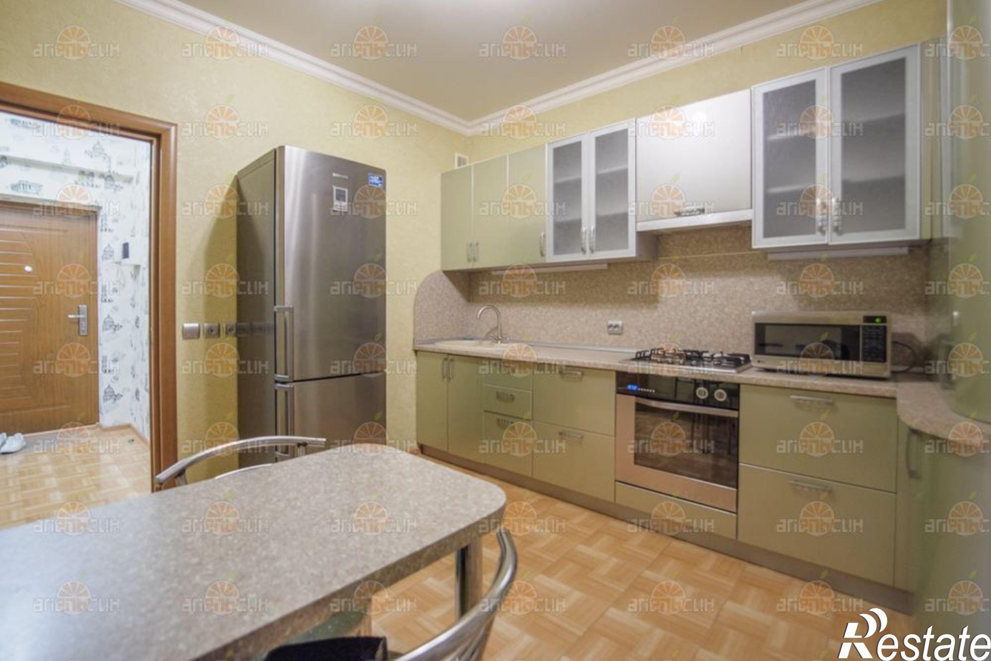 Сдать квартиру за 18 000 рублей на Родосская, 3