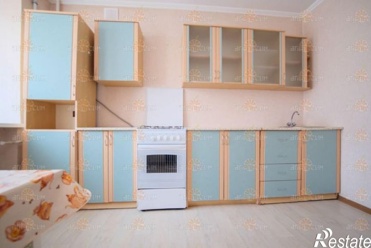 2-комн квартира Пирогова, 94