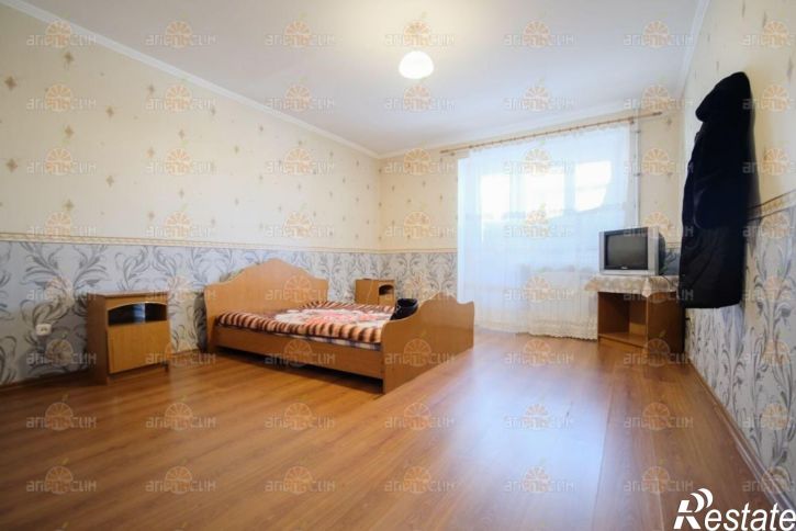 2-комн квартира Пирогова, 94