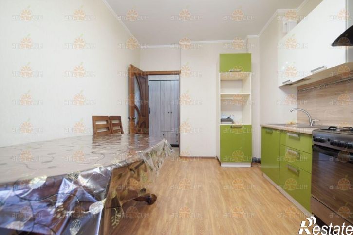 2-комн квартира Тухачевского, 28/3