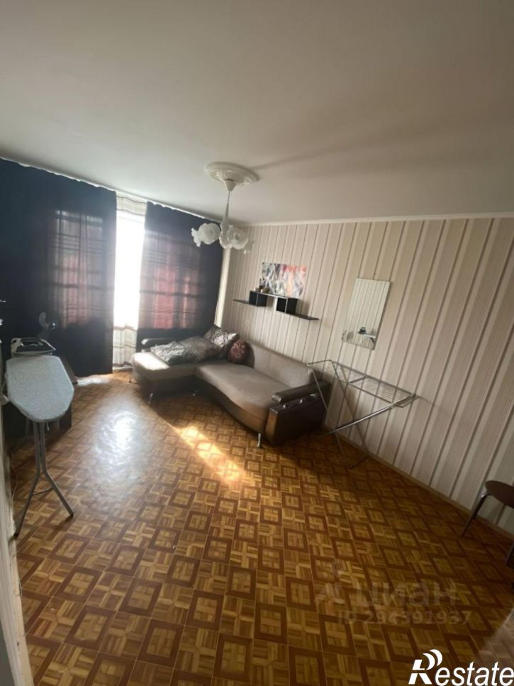 1-комн квартира ул Парижской Коммуны, 54,  д. 54