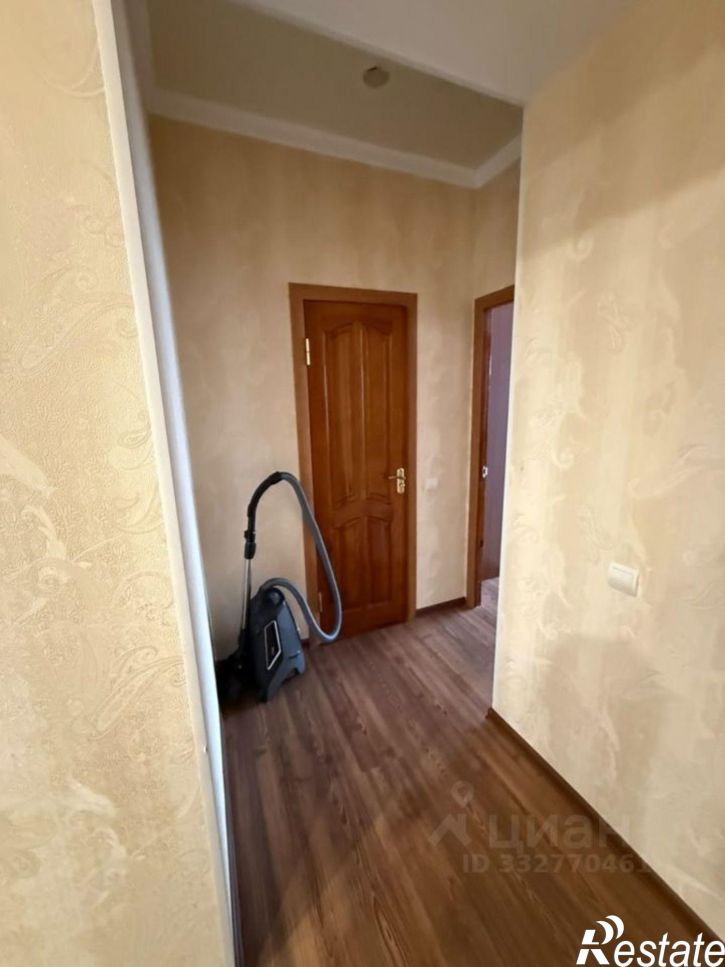 3-комн квартира ул Ерохина, 27,  д. 27