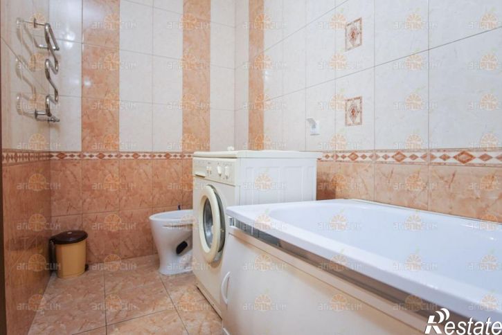 1-комн квартира Рогожникова, 11