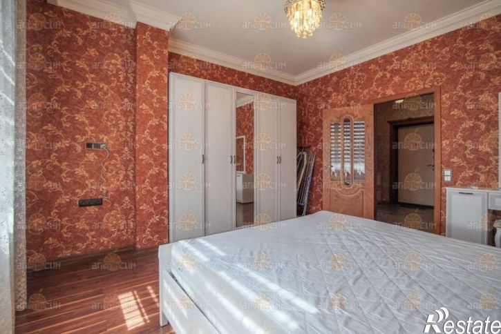 2-комн квартира Спартака, 2