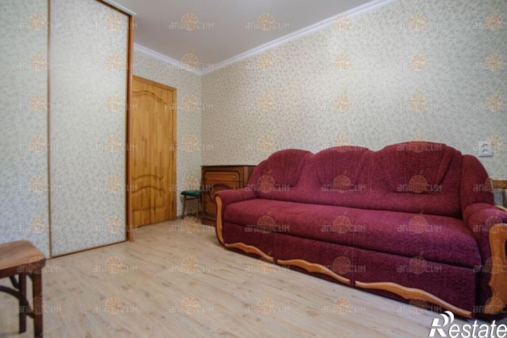 2-комн квартира Пирогова, 64/5