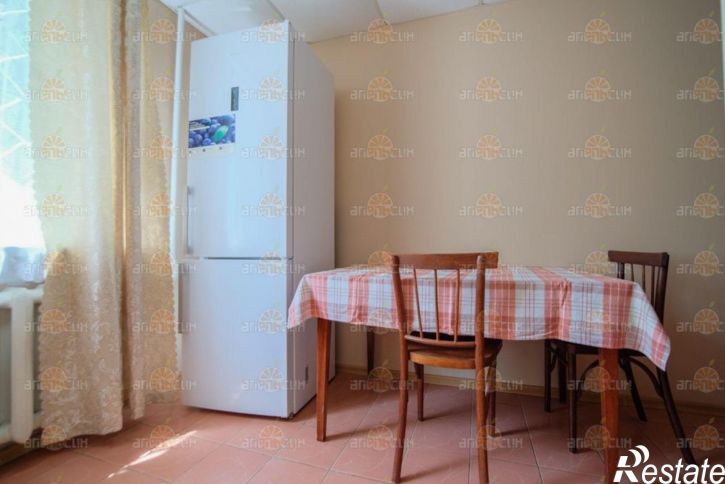 2-комн квартира Пирогова, 64/5