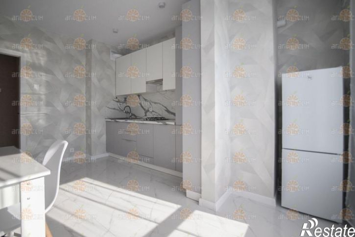1-комн квартира Российский, 18к1