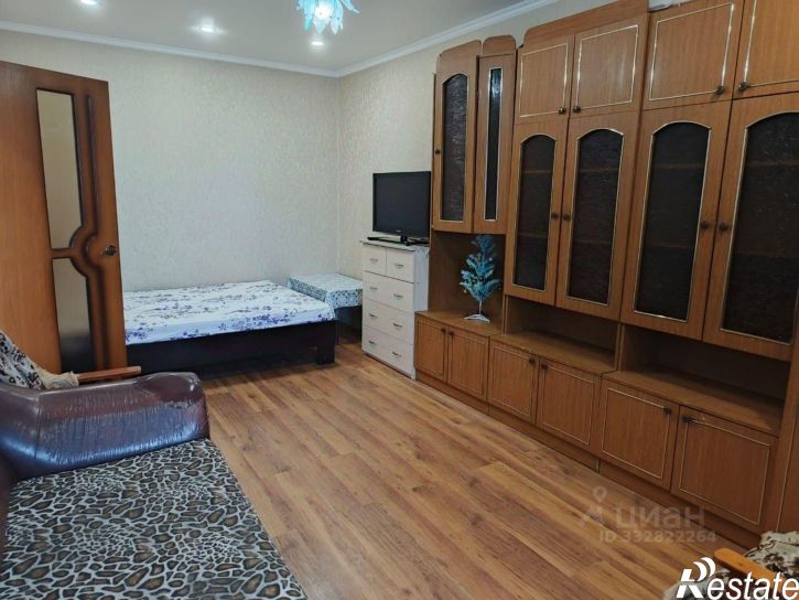 1-комн квартира ул 45 Параллель, 3/1,  д. 3/1
