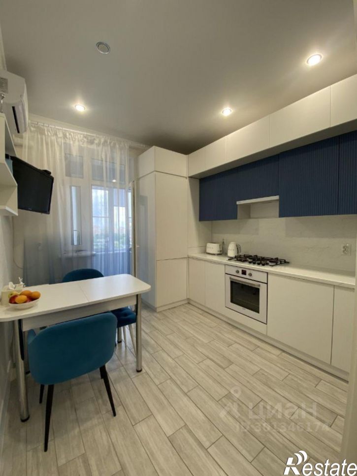2-комн квартира ул 50 лет ВЛКСМ, 11 2,  д. 11 2,  к. 2