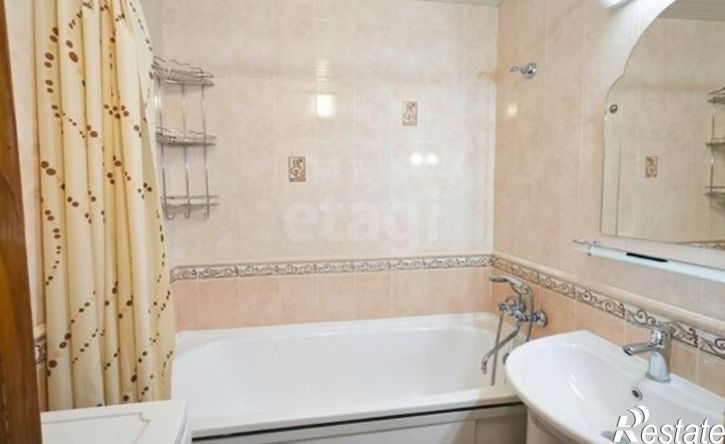 3-комн квартира ул Фроленко, 6,  д. 6