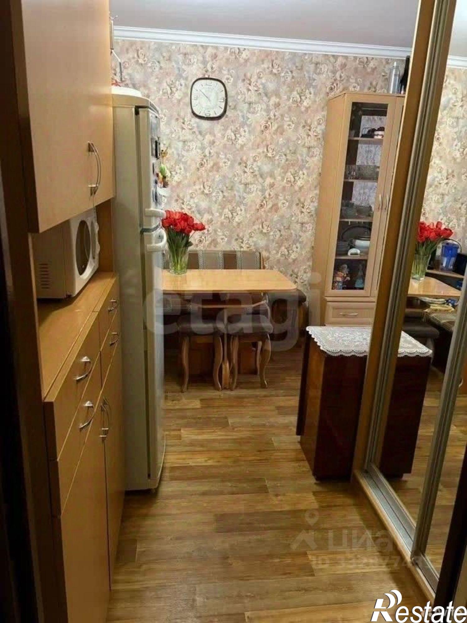 Купить комнату за 1 800 000 рублей на ул Серова, 6/1