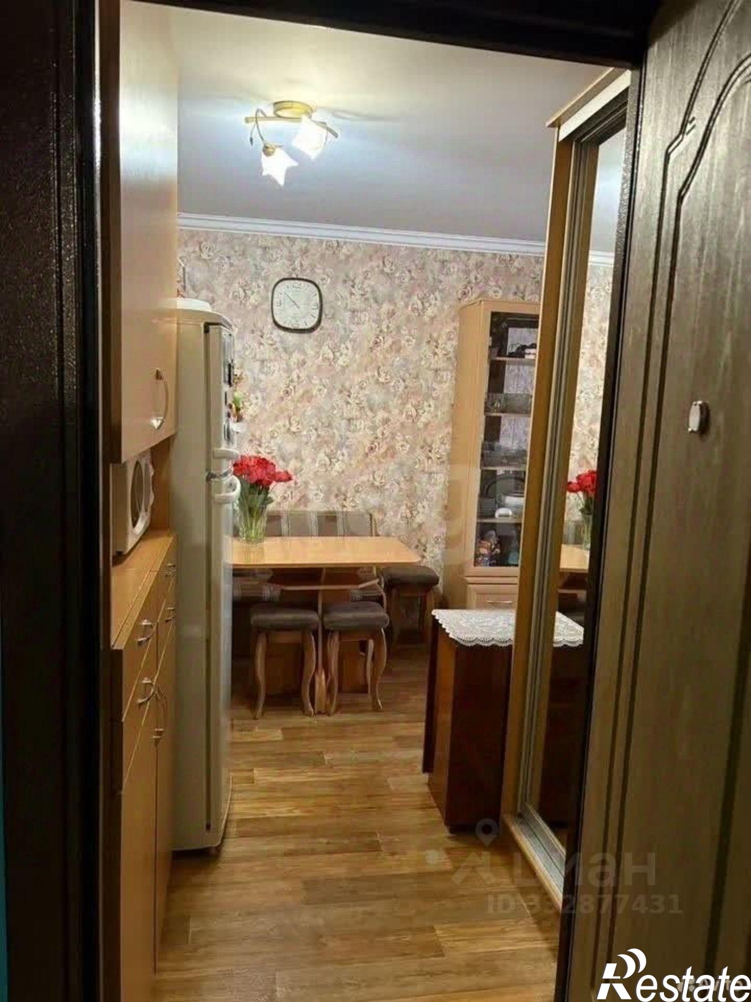 Купить комнату за 1 800 000 рублей на ул Серова, 6/1