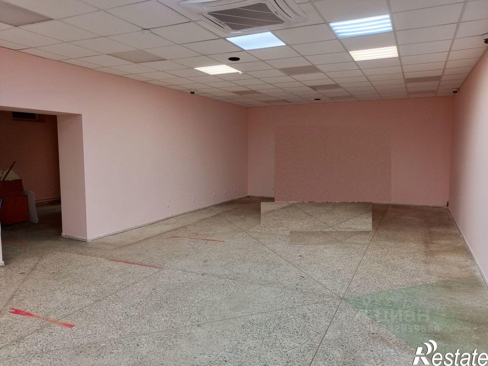Купить торговое помещение за 11 900 100 рублей на ул Васильева, 19