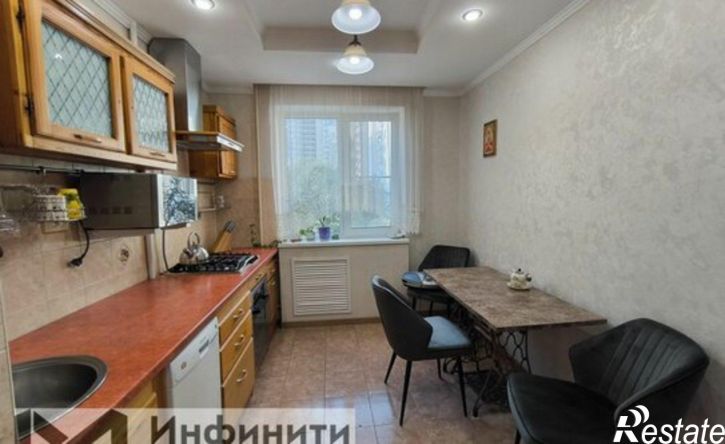 4-комн квартира ул Мира, 117,  д. 117