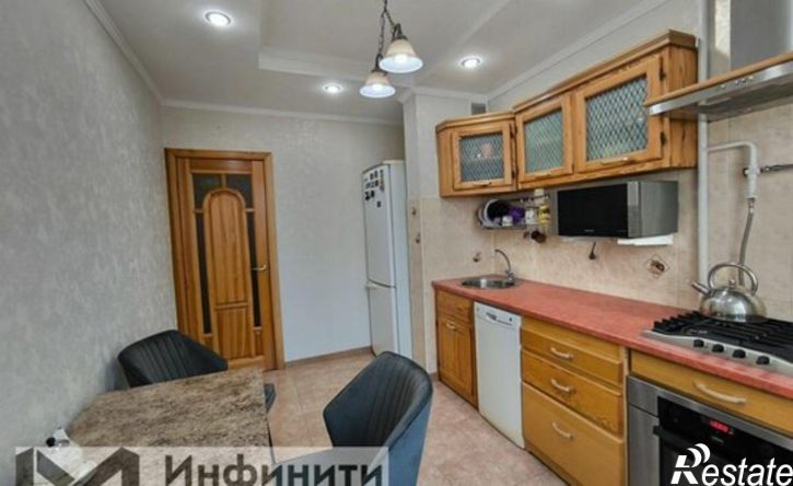 4-комн квартира ул Мира, 117,  д. 117