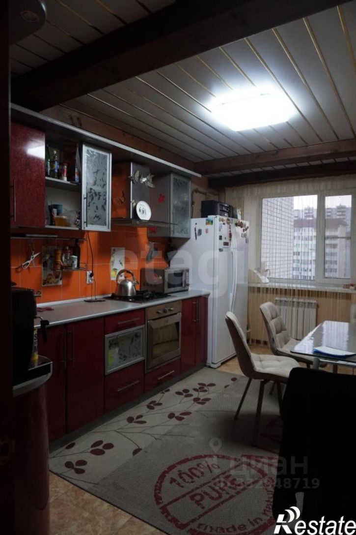 3-комн квартира ул Пирогова, 94,  д. 94