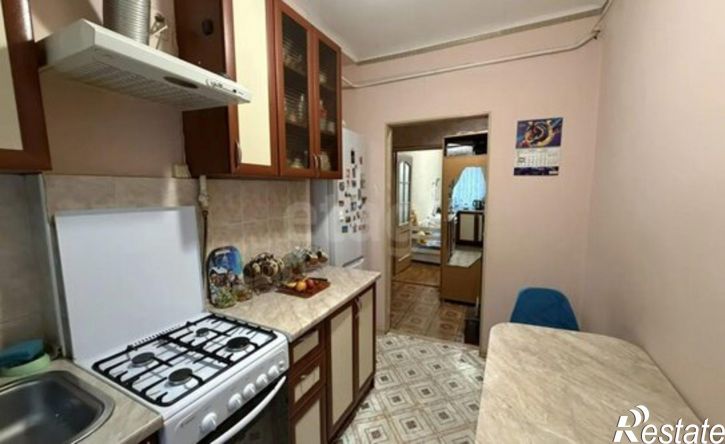 3-комн квартира ул Короленко, 7,  д. 7
