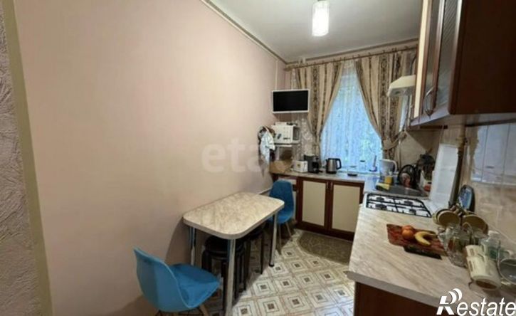 3-комн квартира ул Короленко, 7,  д. 7