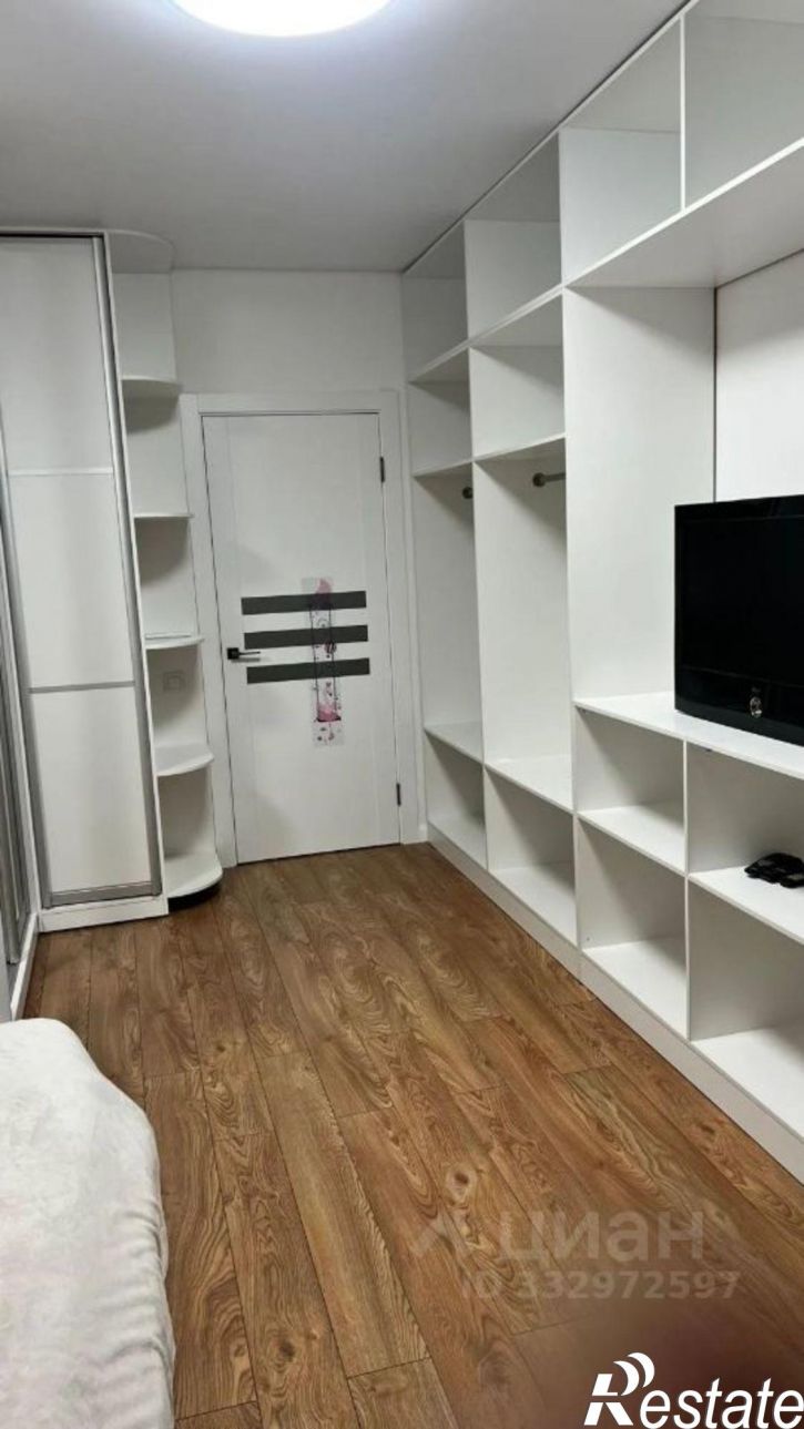 2-комн квартира пр-кт Кулакова, 5/2,  д. 5/2