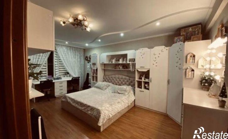 3-комн квартира ул Любимая, 20,  д. 20