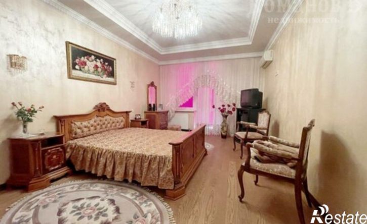 3-комн квартира ул Мира, 284/1,  д. 284/1