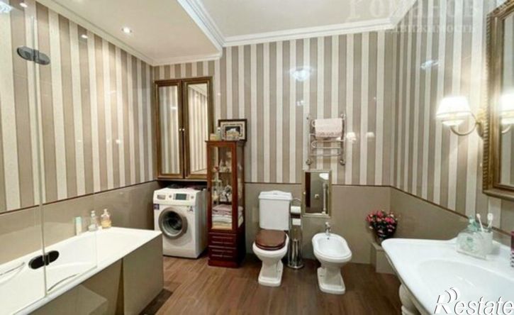 3-комн квартира ул Мира, 284/1,  д. 284/1
