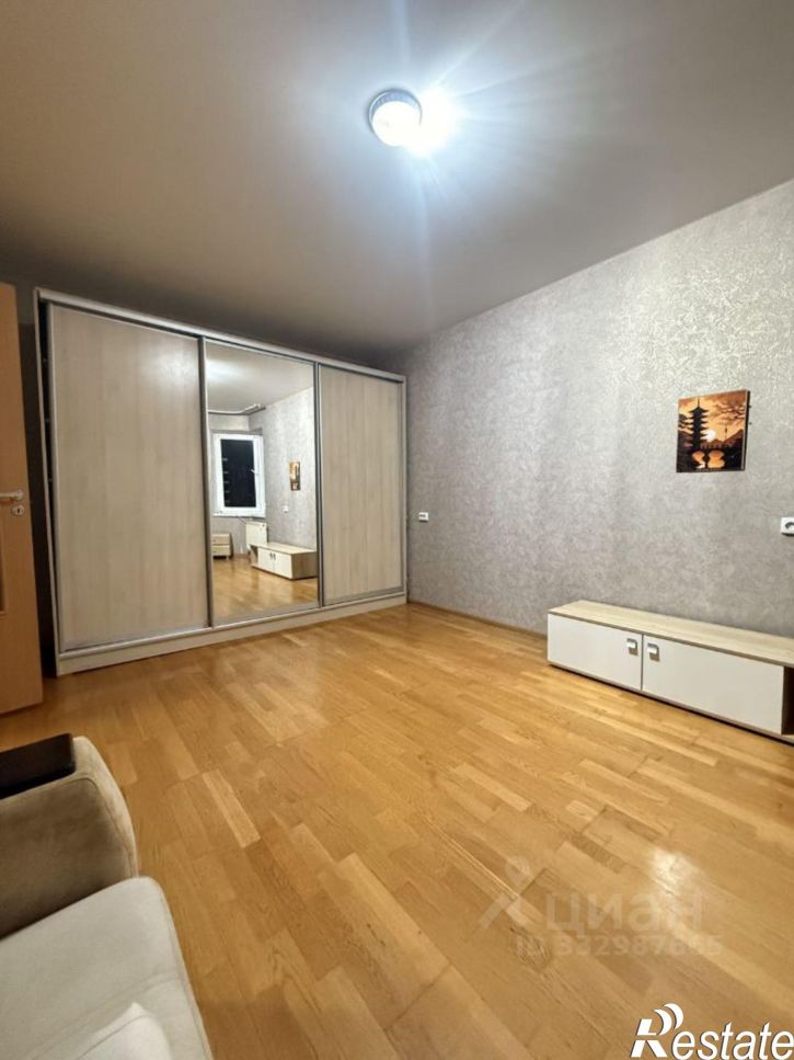 1-комн квартира ул 45 Параллель, 38,  д. 38