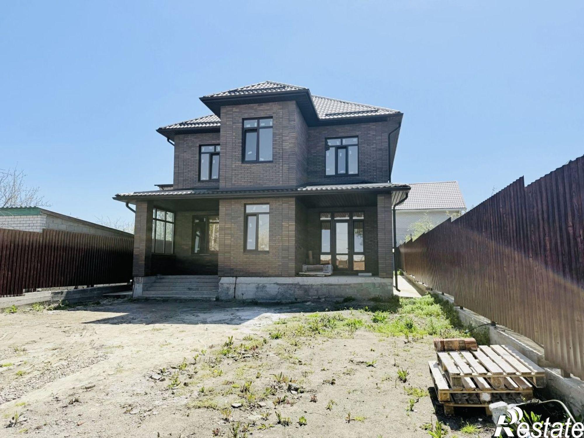 Купить дачу, дом, коттедж за 29 750 000 рублей на ул Осипенко, 117