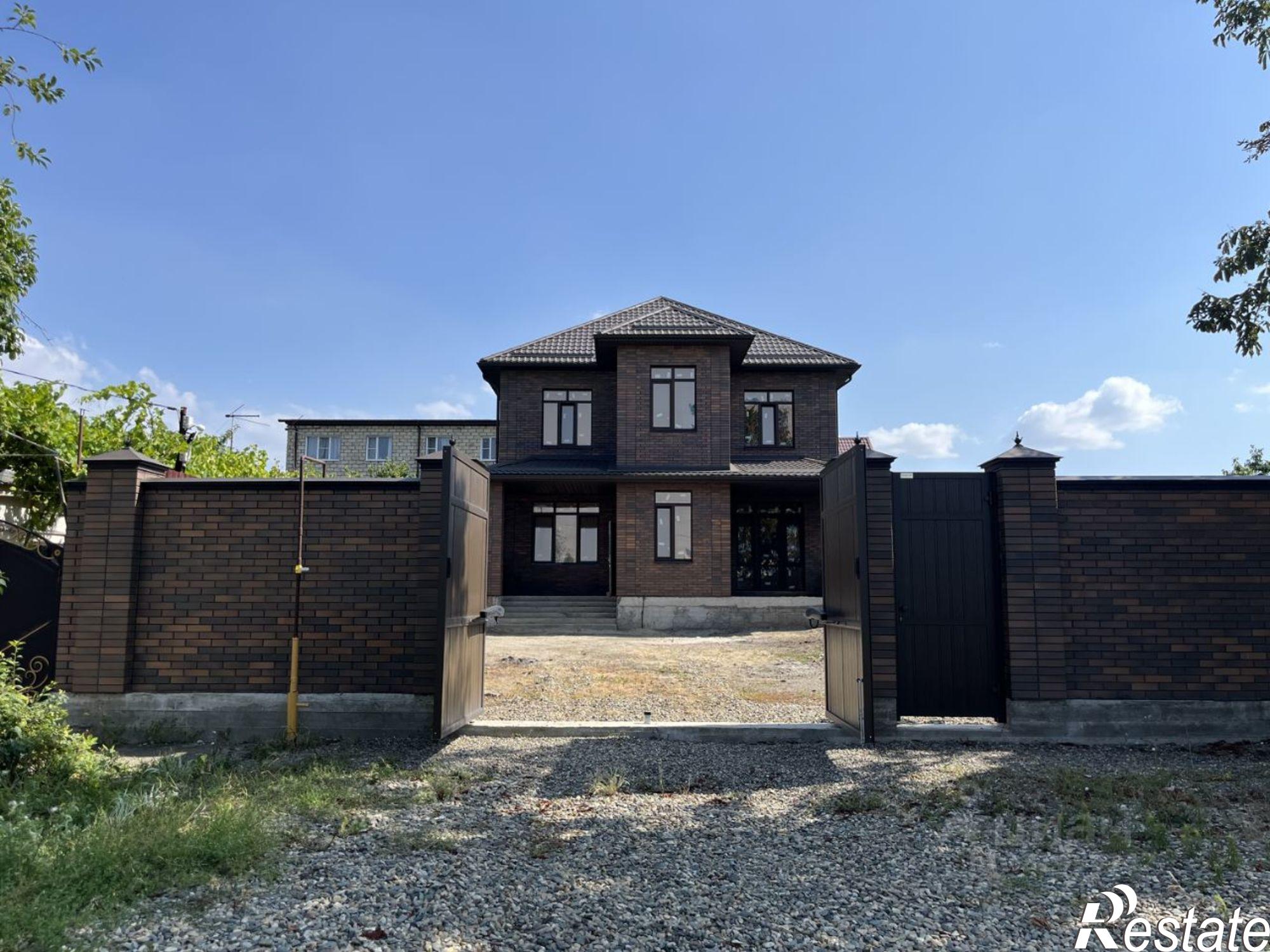 Купить дачу, дом, коттедж за 29 750 000 рублей на ул Осипенко, 117