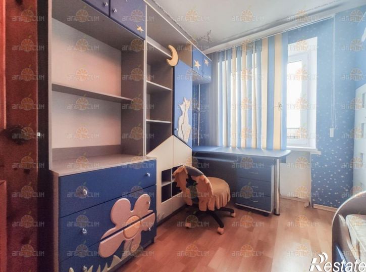 3-комн квартира Шпаковская, 74/2