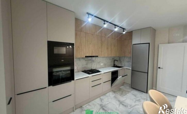 2-комн квартира Российский пр-кт, 18,  д. 18