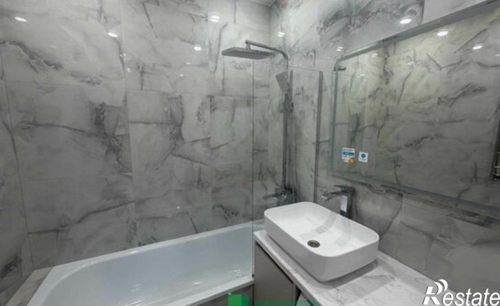2-комн квартира Российский пр-кт, 18,  д. 18