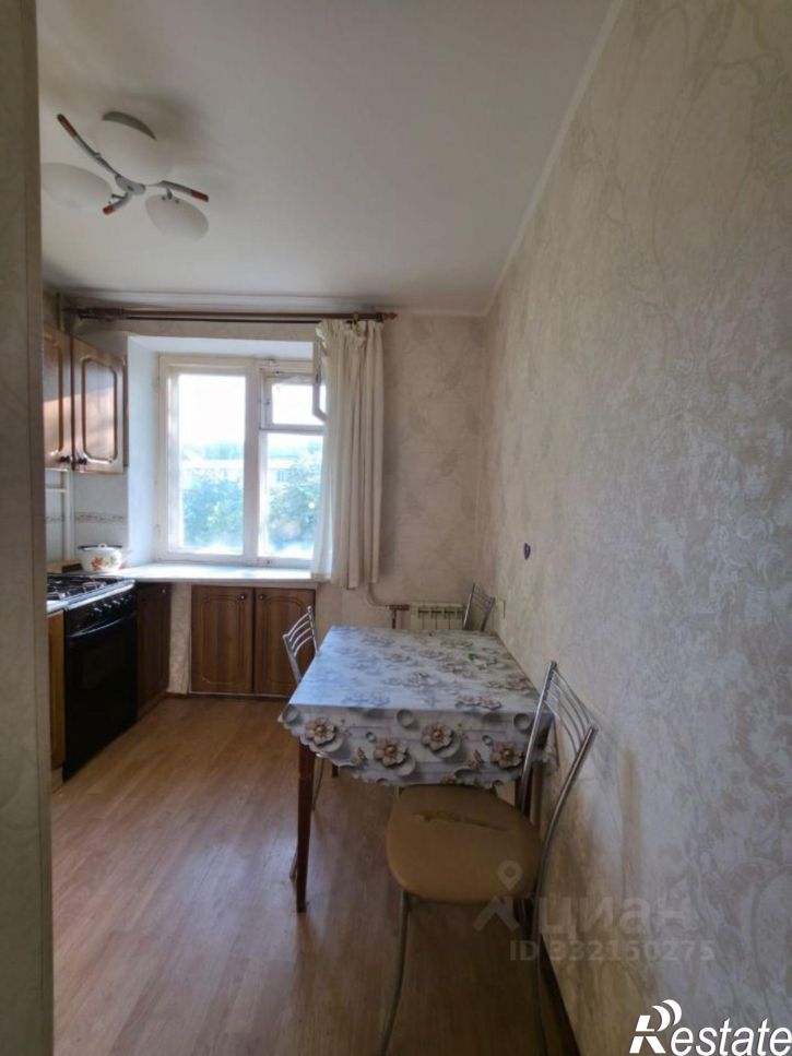 2-комн квартира ул Серова, 4/2,  д. 4/2