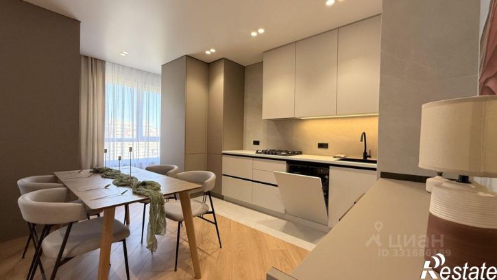 3-комн квартира Российский проспект, 12к3
