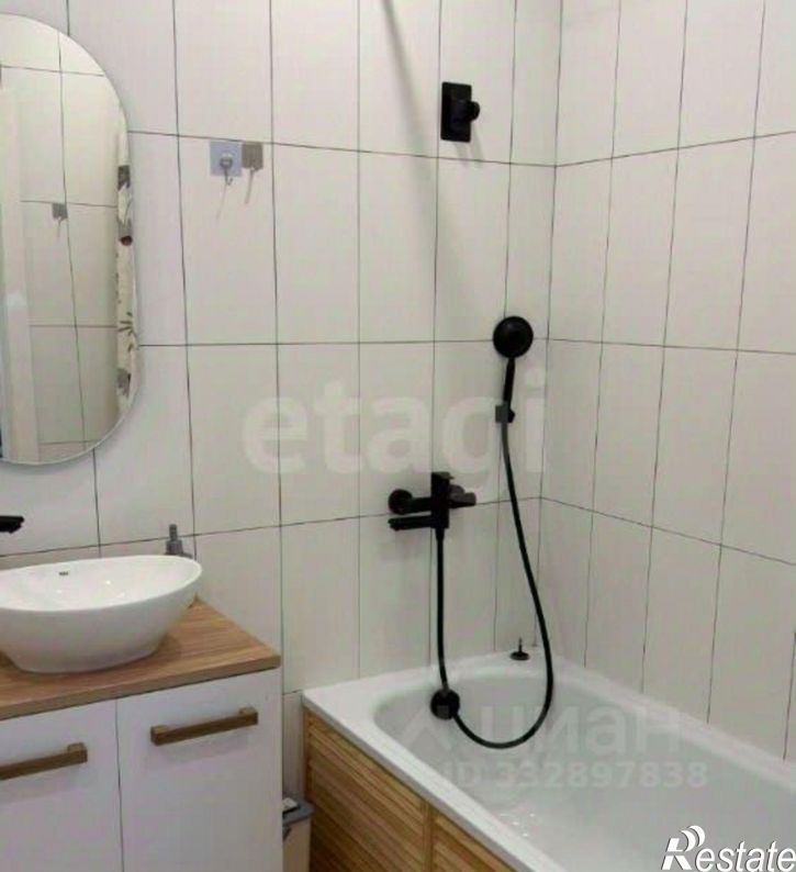 1-комн квартира ул Андрея Голуба, 16,  д. 16