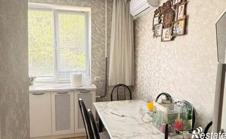 2-комн квартира пр-кт Ворошилова, 11/1,  д. 11/1
