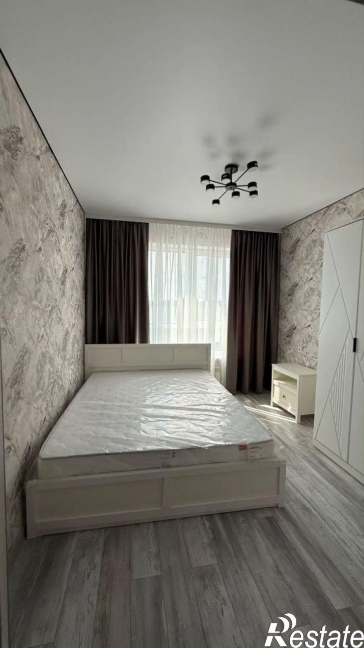 2-комн квартира Российский пр-т, 18