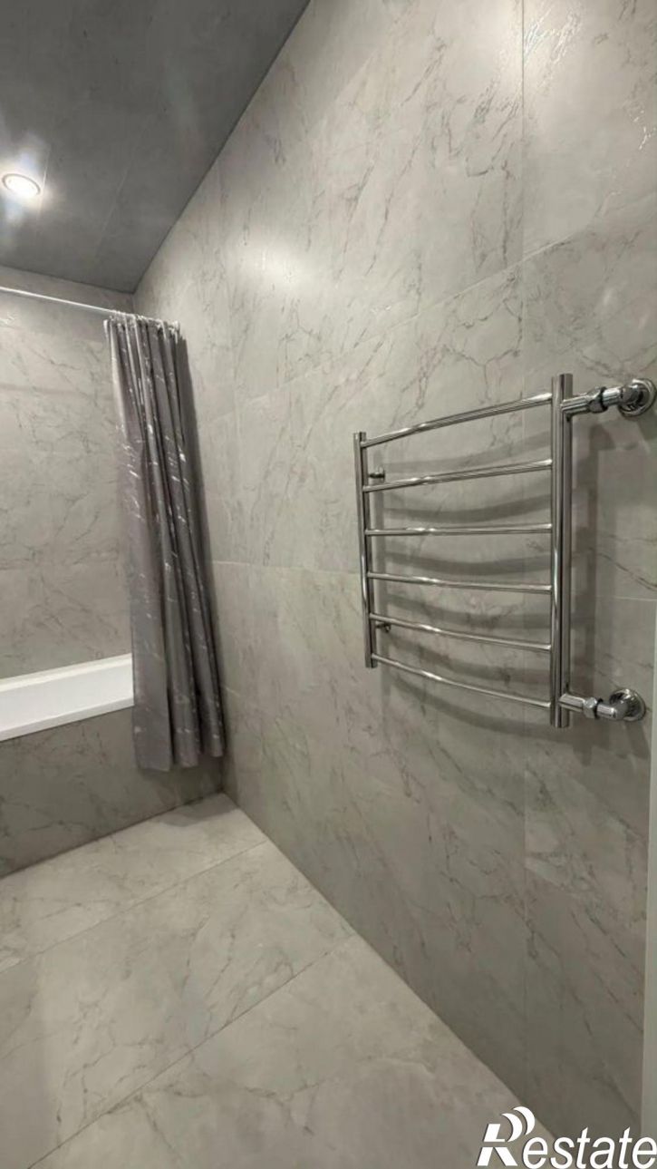 2-комн квартира Российский пр-т, 18