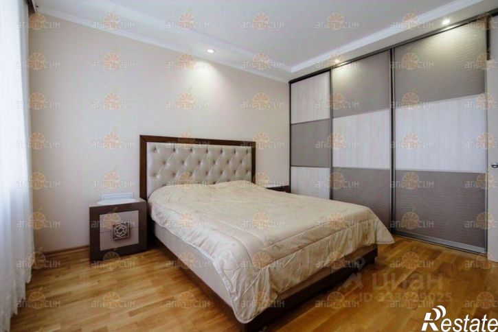 2-комн квартира пр-кт Октябрьской Революции, 11б,  д. 11б