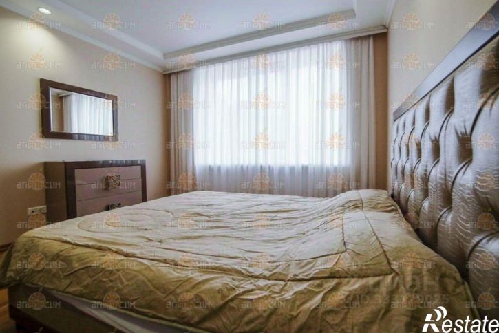 2-комн квартира пр-кт Октябрьской Революции, 11б,  д. 11б