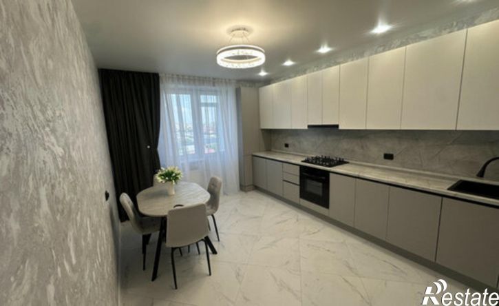 3-комн квартира ул Рогожникова, 21/2,  д. 21/2