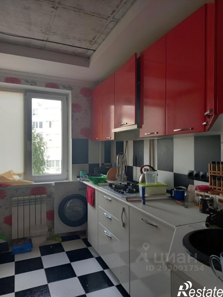 4-комн квартира ул Бруснева, 17,  д. 17