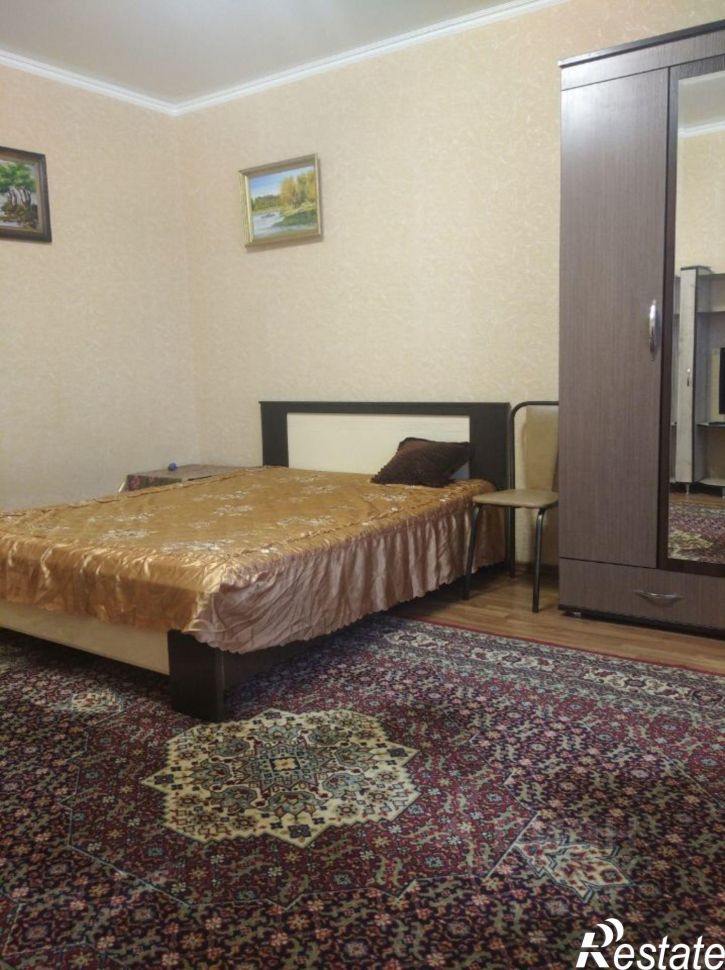 1-комн квартира ул 45 Параллель, 49,  д. 49