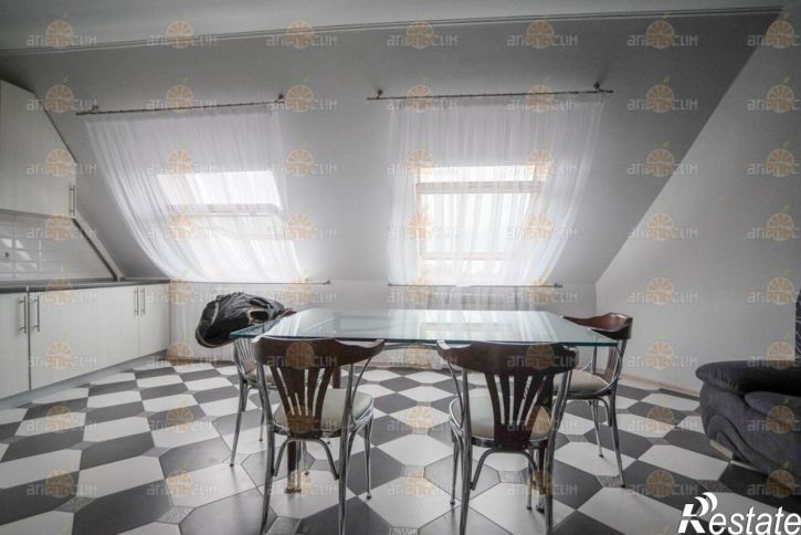 3-комн квартира Горького, 34