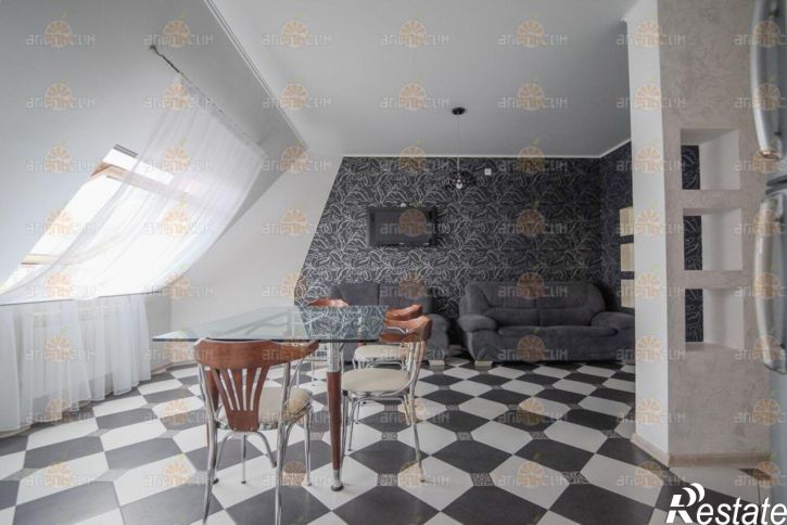 3-комн квартира Горького, 34