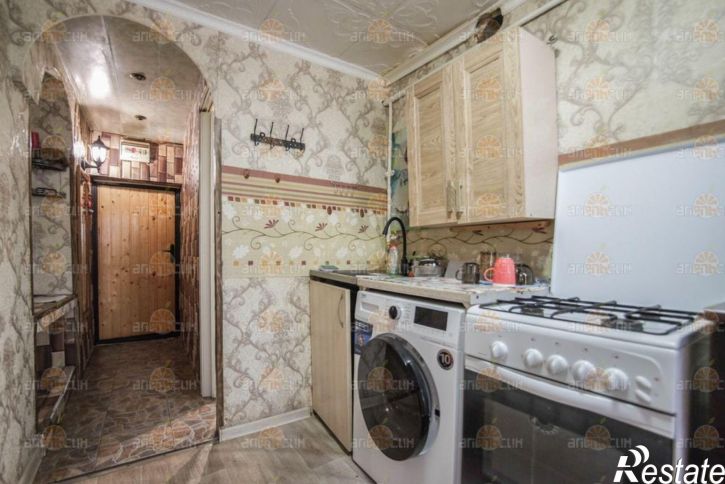2-комн квартира Дзержинского, 54